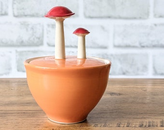 Mushroom Sugar Bowl, Poppy