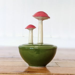 Mushroom Salt Cellar, pine green