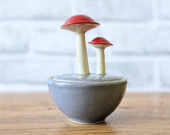 Mushroom Salt Cellar, Slate grey