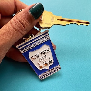 New York Coffee Enamel Keychain - NYC City Manhattan Brooklyn Harlem NY Queens Souvenir