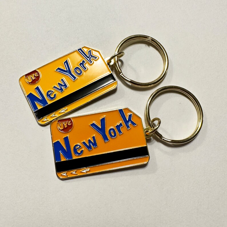 New York Subway Enamel Keychain NYC City Manhattan Brooklyn Harlem NY Souvenir image 5