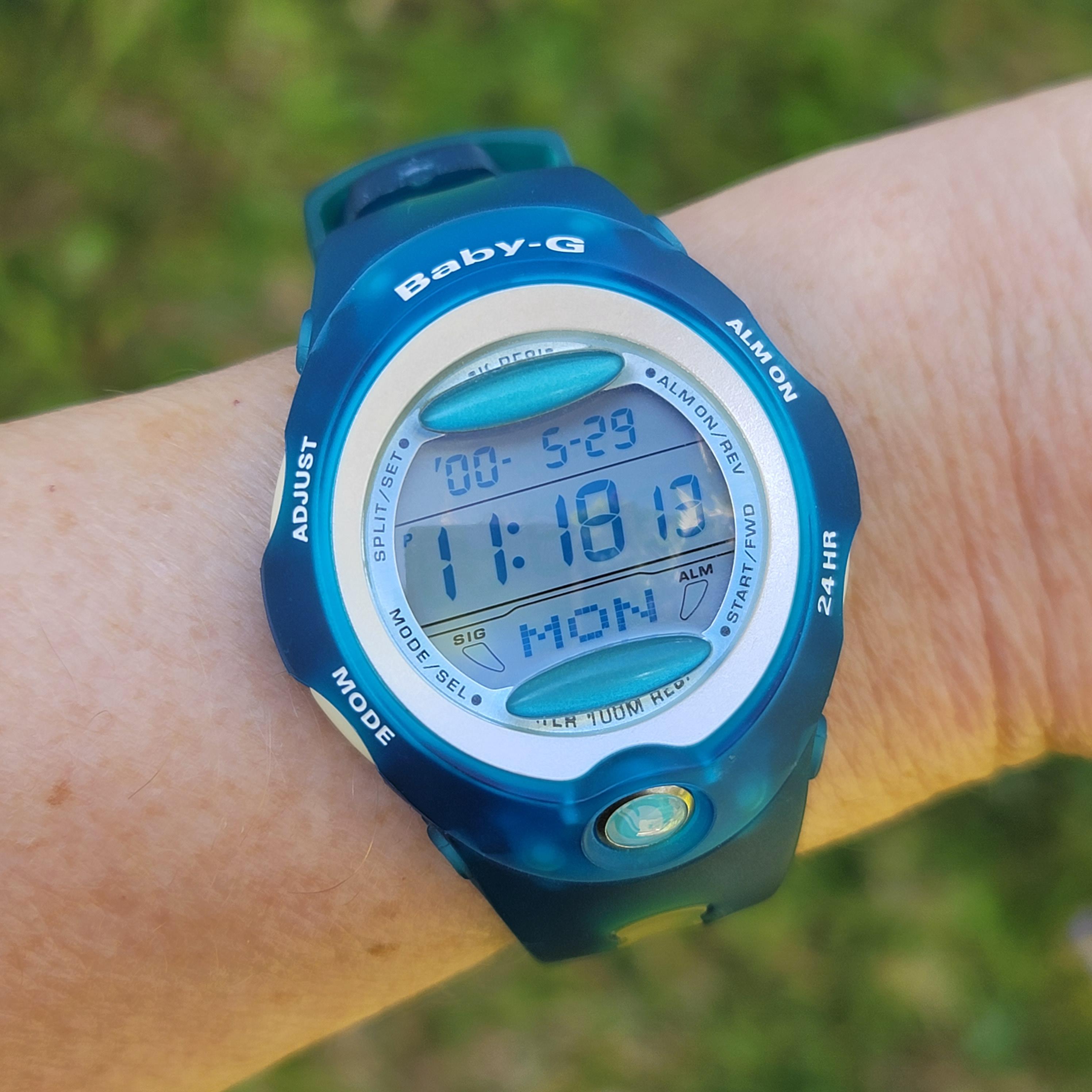 CASIO FUTURIST LAQ-2000D 00s watch y2k - メルカリ