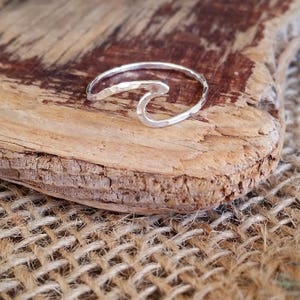 Silver Wave Ring, Dainty Wave Ring, Wave Rings for Women, Dainty Ring, Wave Ring Silver, Hawaii Wave Ring,Nalu Ring,Hawaii Ring,Gift for Her