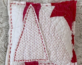 Quilted Christmas Tree Pillow Tuck, Handmade Vintage Patchwork Bowl Filler