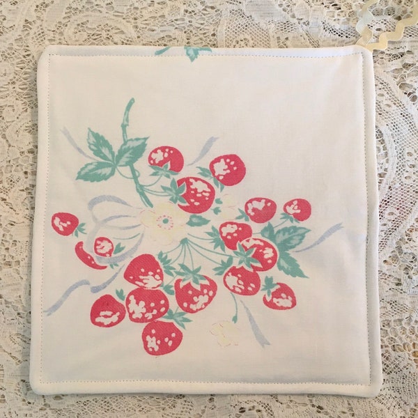 Hot plate pad, fun upcycled tablecloth, strawberries, red white turquoise kitchen, cottage chic, farmhouse