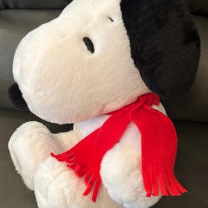 Vintage Snoopy Plush-40 yr Anniversary of Charlie Brown Christmas/Hallmark.  No Stains!!!
