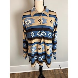 Vintage Capacity Women&#39;s Southwestern Aztec Western Rancher Button Up Shirt M