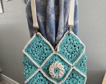 Bolso de hombro tejido a crochet hecho a mano / Diseño 3D con forro