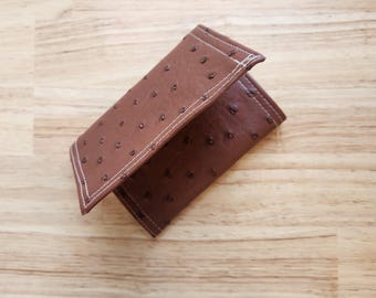 Cartera triple elegante y con estilo para hombre - Cartera texturizada marrón claro