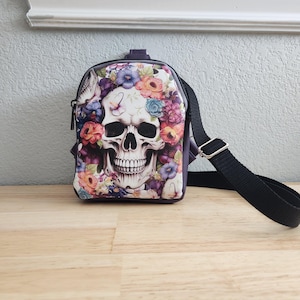 Bolso bandolera hecho a mano: bolso gótico con flores, un regalo para ella