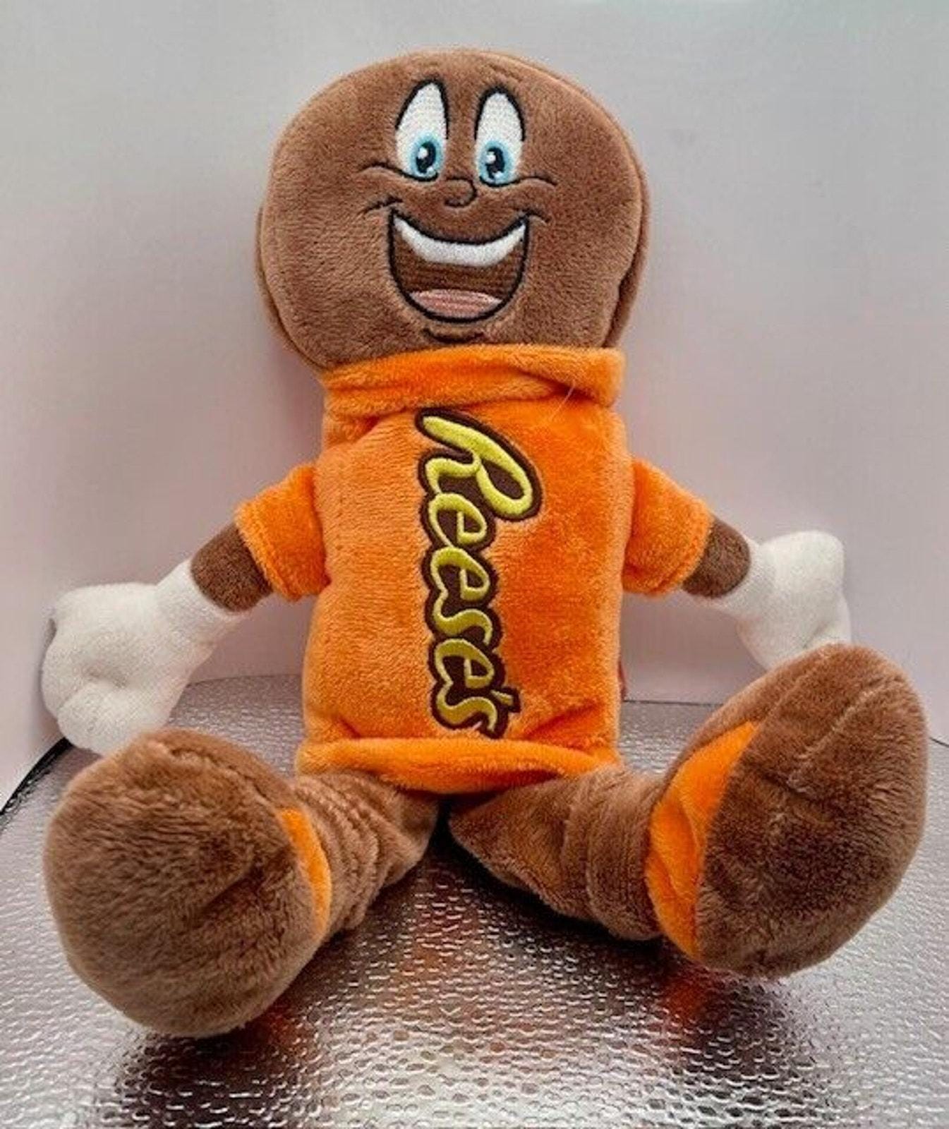 ハーシーズ　アメトイ　ぬいぐるみ　 Reese's & Hershey's Hershey Reese's Puppy Plush Assortment with Chocolate, 0.9