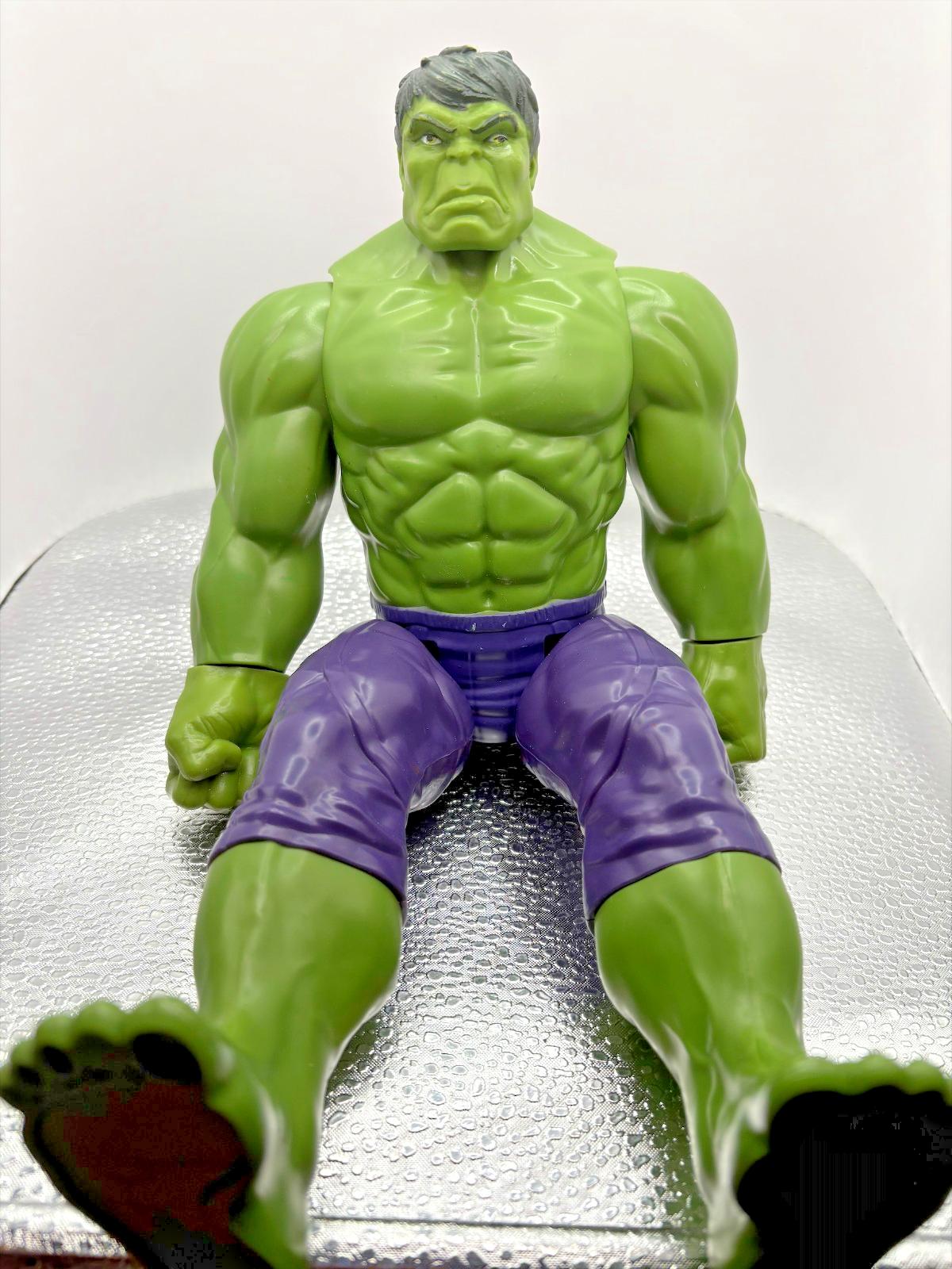 2016 Hasbro Marvel Hulk Action Figure 11
