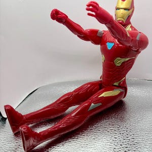 2017 Hasbro Marvel Iron Man Action Figure C-36322B image 1