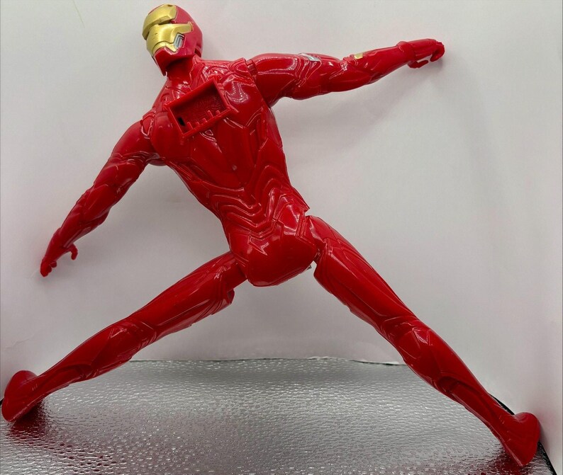 2017 Hasbro Marvel Iron Man Action Figure C-36322B image 3
