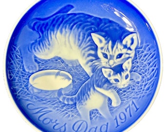 Ceramic Cat With Kitten MOTHER’S DAY 1971 Plate Mors Dag Bing & Grondahl
