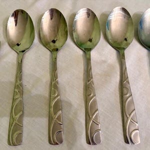 Cambridge Conquest Spoons Stainless Flatware 5 Tablespoons 1 teaspoon
