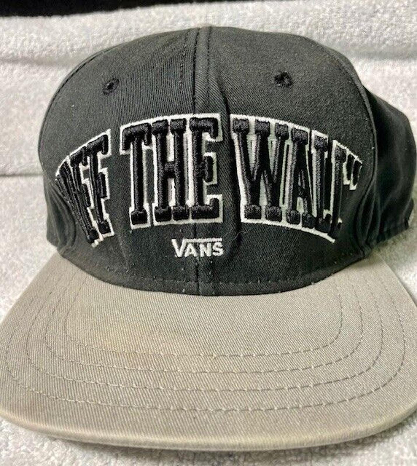 Vans Off The Wall Unisex Light Pink Adjustable Strapback Hat Baseball Cap Vans Off The Wall Patch Snapback Cap - beige (oatmeal) main image 2