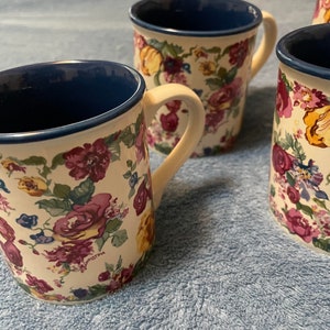 Vintage Antique 1988 Korean Potpourri Press Floral Tea Coffee Mugs Set of 4