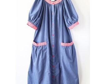 vintage vtg Neiman Marcus 1960s 60s sixties fashion model's models coat red gingham denim plaid car house coat snaps size 12 Womens pockets