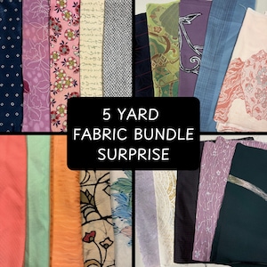 Könnte beinhalten: Ein Stoffbündel mit verschiedenen gemusterten Stoffen in Rosa, Blau, Grün und Orange. Das Bündel enthält Stoffe mit floralen, geometrischen und abstrakten Designs. Der Text auf dem Bild lautet "5 YARD FABRIC BUNDLE SURPRISE".