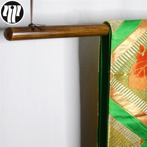 Quilt Hanger How to Hang A Quilt to Display on a Wall 