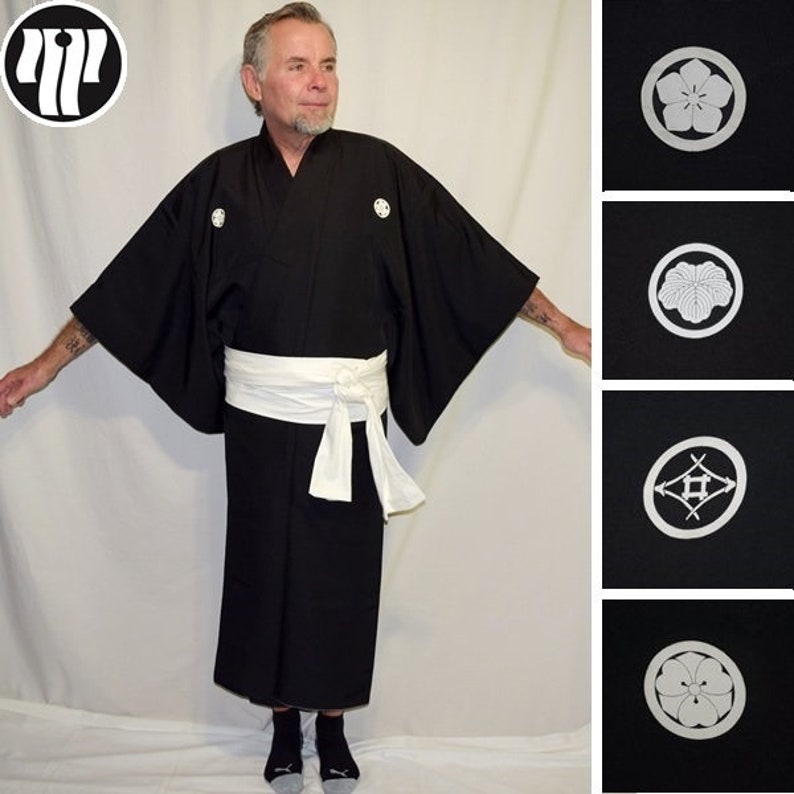 Man#39;s Kimono Vintage Japanese Formal Black Silk Robe - Black Man#39;s Kimono Vintage Japanese Formal Black Silk Robe - Black