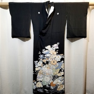 Tomesode Formal Kurosode Kimono Robe Vintage Japanese Woman&#39;s Silk Kimono - Subtlety