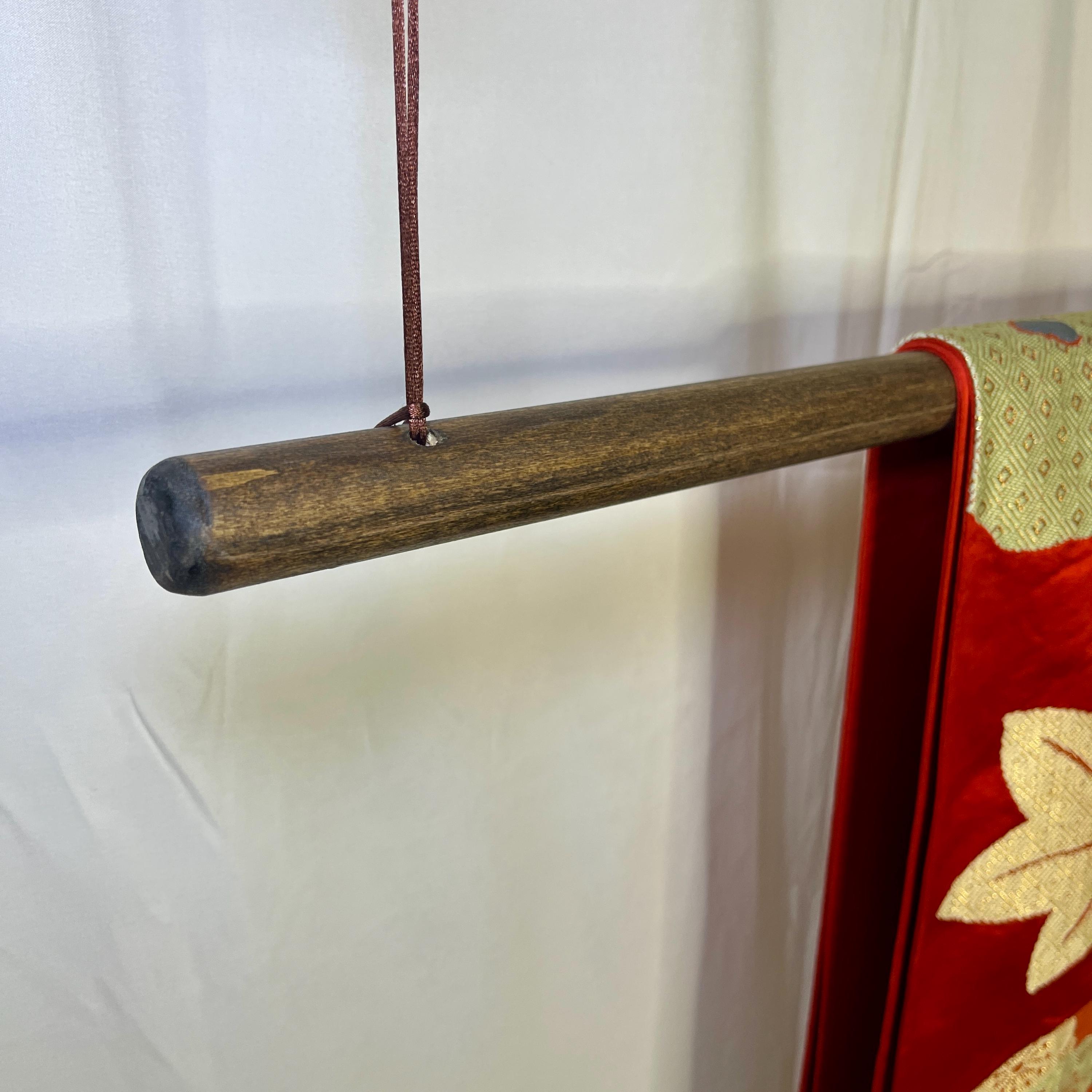Brown Display Rod Hanger Wooden Dowel Pole for Obi Belts