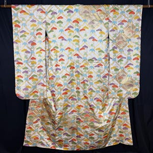 Kimono japonés vintage Furisode, bata formal de manga larga para mujer - Tatewaku, pino y bambú
