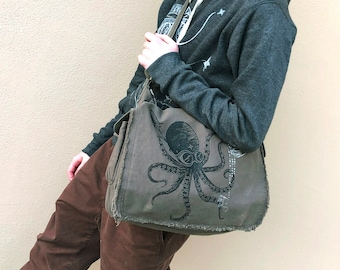 Ninja octopus Canvas Vintage messenger bag printed on a Raw-Edge Messenger