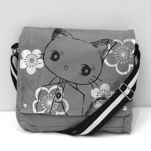 Kimono Kitty  Canvas Messenger Bag (Gray)