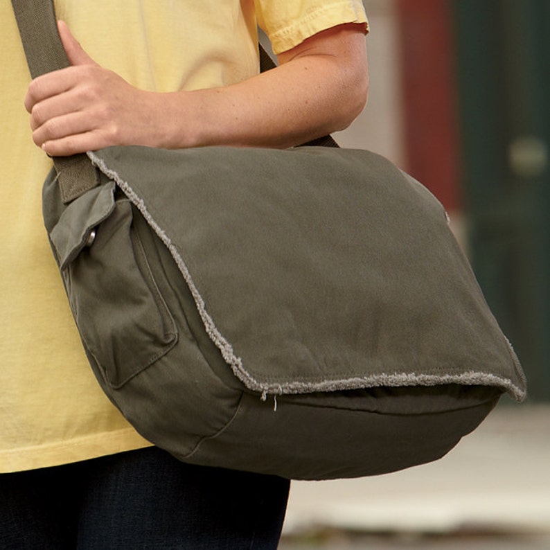 Canvas Vintage Raw-Edge Messenger bag image 1