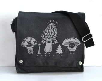 Seattle Mushroom Canvas messenger bag