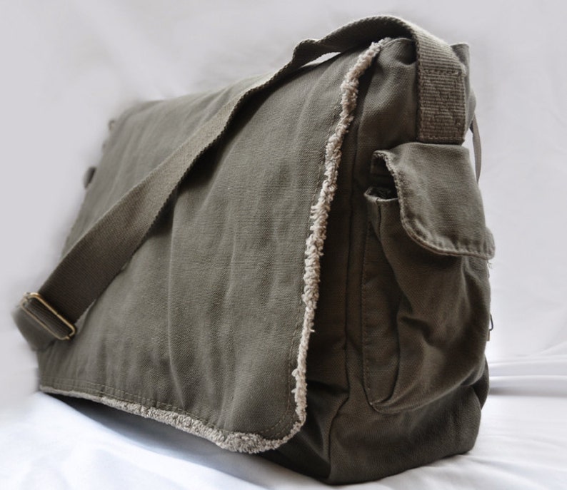 Canvas Vintage Raw-Edge Messenger bag image 2