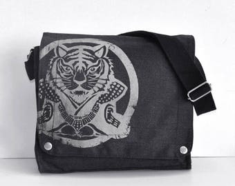Year of tiger Canvas Messenger Bag