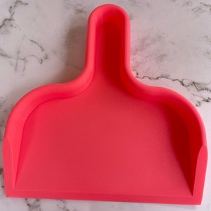 Dustpan Soap Pour Design Tool