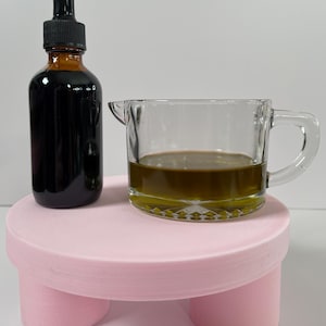 Lemon Balm Herbal Extract for Skincare Cosmetic Formulation Cosmetics - 2 ounce Amber Bottle - FREE Shipping