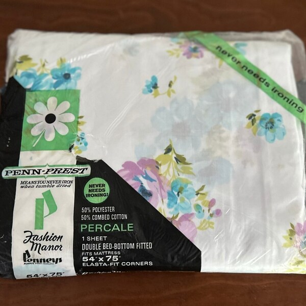 1970s Penn-Prest Fashion Manor Floral Fitted Sheet Retro, Full Size, Unused