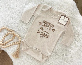 Personlig babybody, broderad minnesgåva, "Handplockad för jorden"