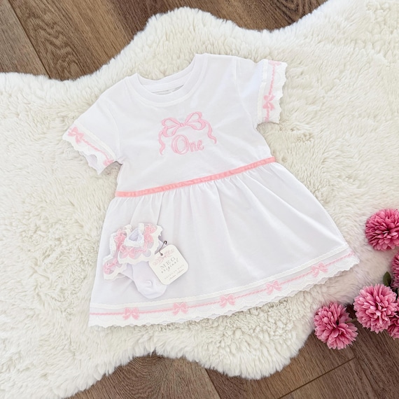 First Birthday Dress - One - Little Girl Bow Dress, Photo Prop, Cake Smash Outfit