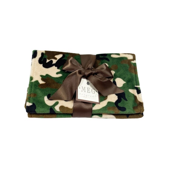 Soft Camouflage Minky Baby Boy Burp Cloth Set  { CAMO } Handsome Baby Shower Gift with Option to Personalize with Name or Monogram