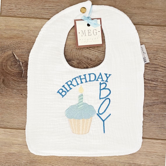 First Birthday Bib for Little Boys - 100% Cotton - Absorbent and Soft - Cupcake with Candle "Birthday Boy" Embroidery - 1st Cake Smash/Photo