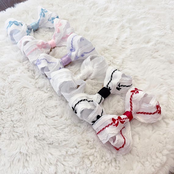Beautiful Bow Lace Baby/Toddler/Little Girl Hair Bow on Super Soft Nylon Headband { Heirloom Collection } Pink, Red, Blue, Lavender, Black