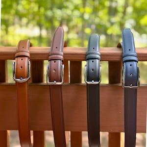 Gepersonaliseerde leren kostuumriem, elegante herenriem, op maat gegraveerd