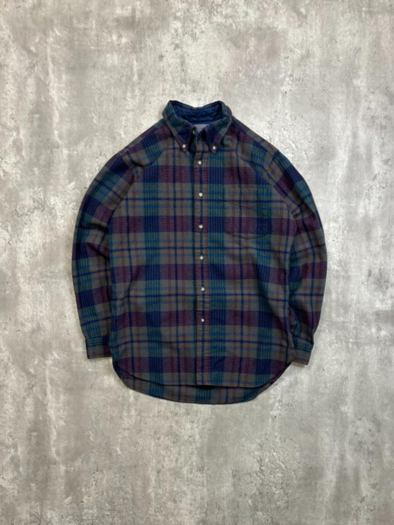 Camisa vintage de los 90 de Pendleton con estampado a cuadros, manga larga y botones, talla mediana. imagen 1
