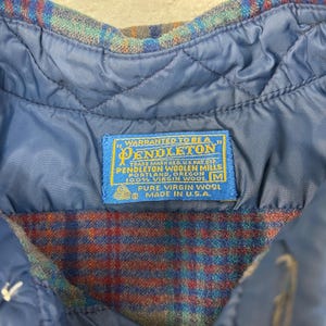 Camisa vintage de los 90 de Pendleton con estampado a cuadros, manga larga y botones, talla mediana. imagen 3