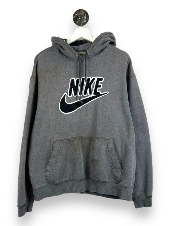 Vintage Y2K Nike Embroidered Logo Pullover Hooded Sweatshirt Vintage Y2K Nike Embroidered Logo Pullover Hooded Sweatshirt