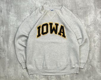 Vintage 90s Iowa Hawkeyes NCAA Embroidered Arc Spellout Sweatshirt Size XL