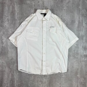 Camicia vintage Y2K Roca Wear con scritta grafica e bottoni a maniche corte, taglia Large