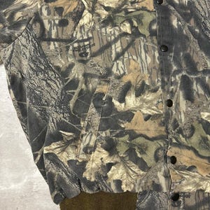 Vintage 90s Jerzees Outdoors Mossy Oak Break up Camo Hunting Jacket Size XL image 6
